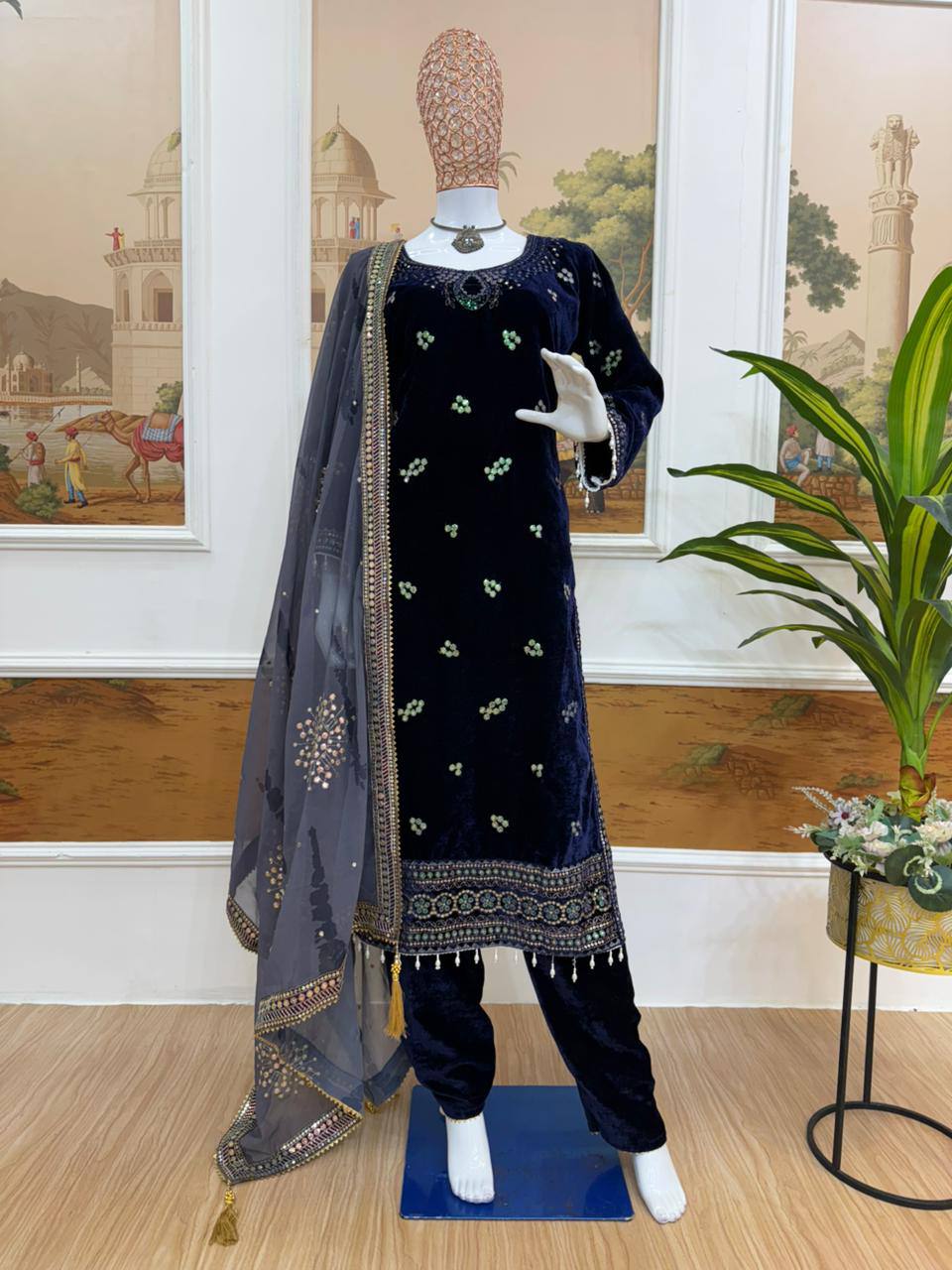 Veloura Velvet Festive Embroidered Set