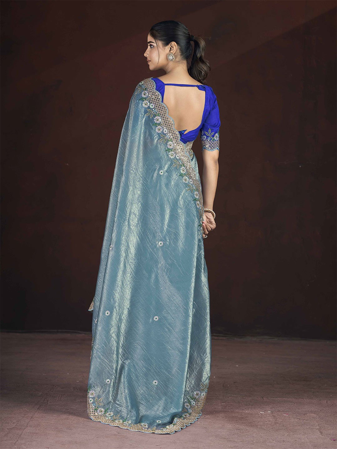 Aarohi Gold Crunchy Silk Saree