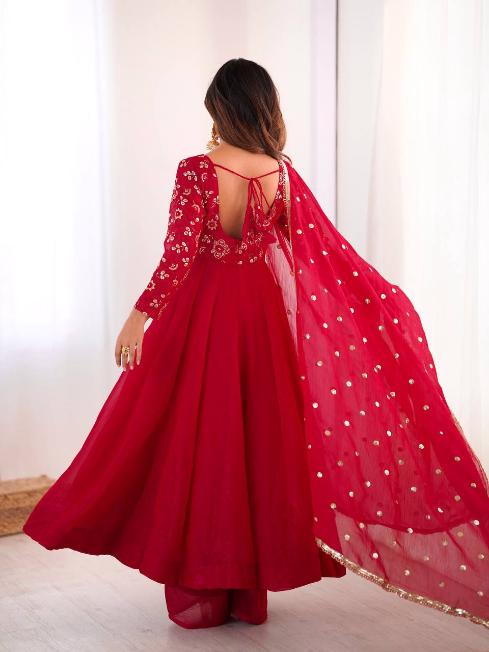 Crunchy Silk Flared Gown Set