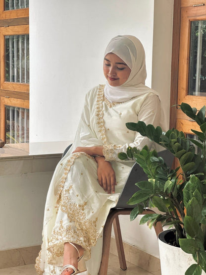 Elegant Embroidered Chinon Silk Suit Set