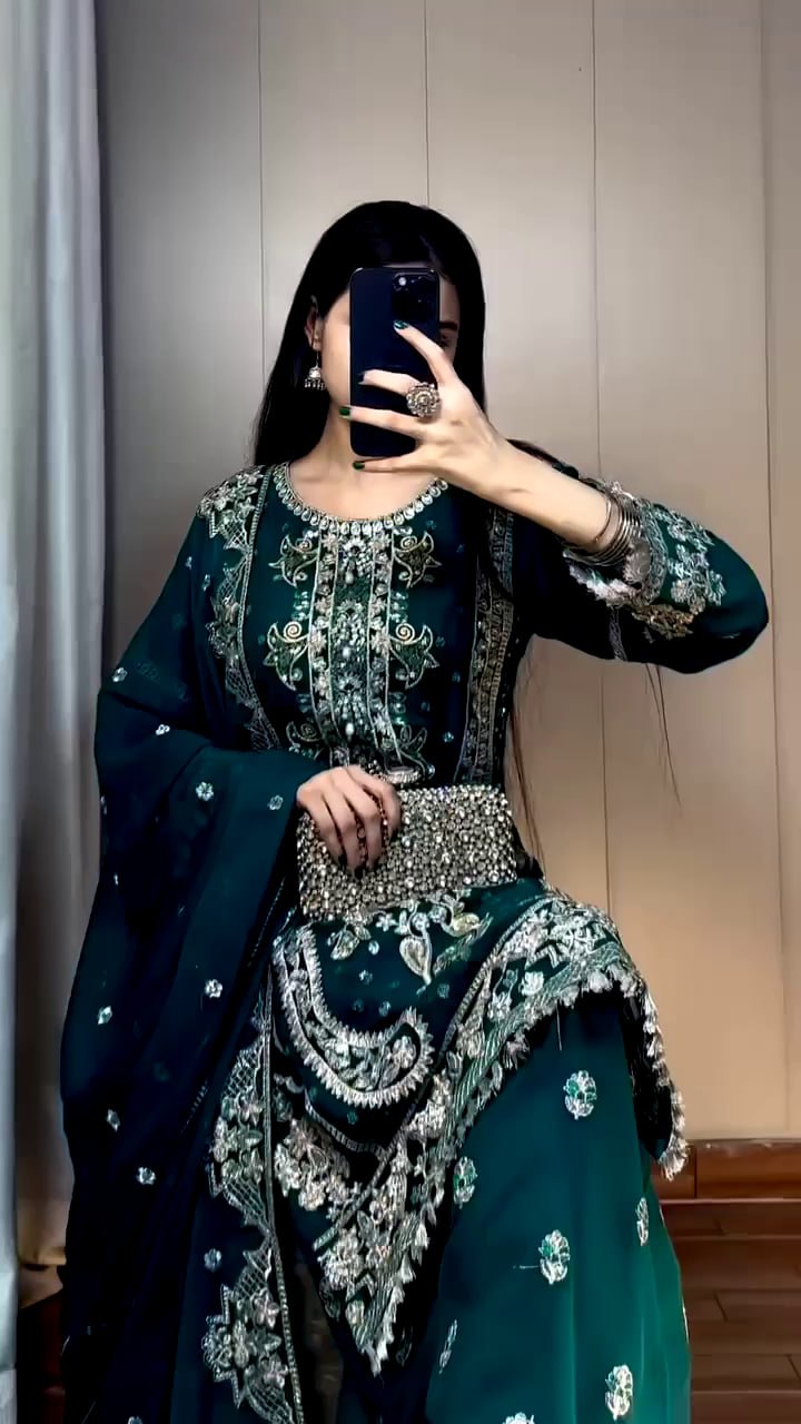Noor Elegance Fox Georgette Embroidered Suit Set
