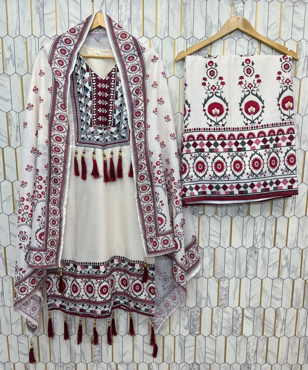 Rangriti Maslin Printed Mirror Work Suit Set