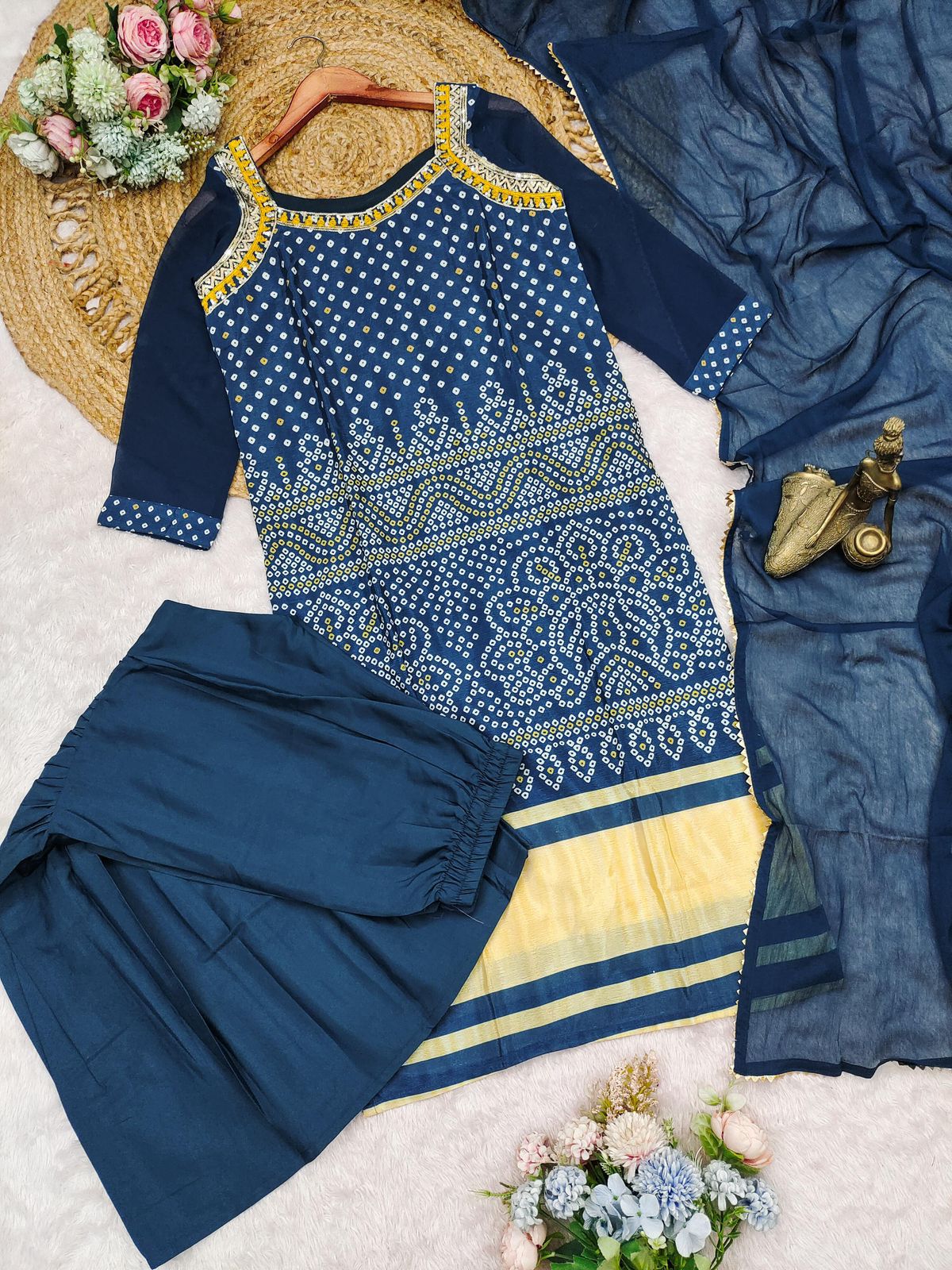 Zaina Elegance Chinon Embroidered Suit Set