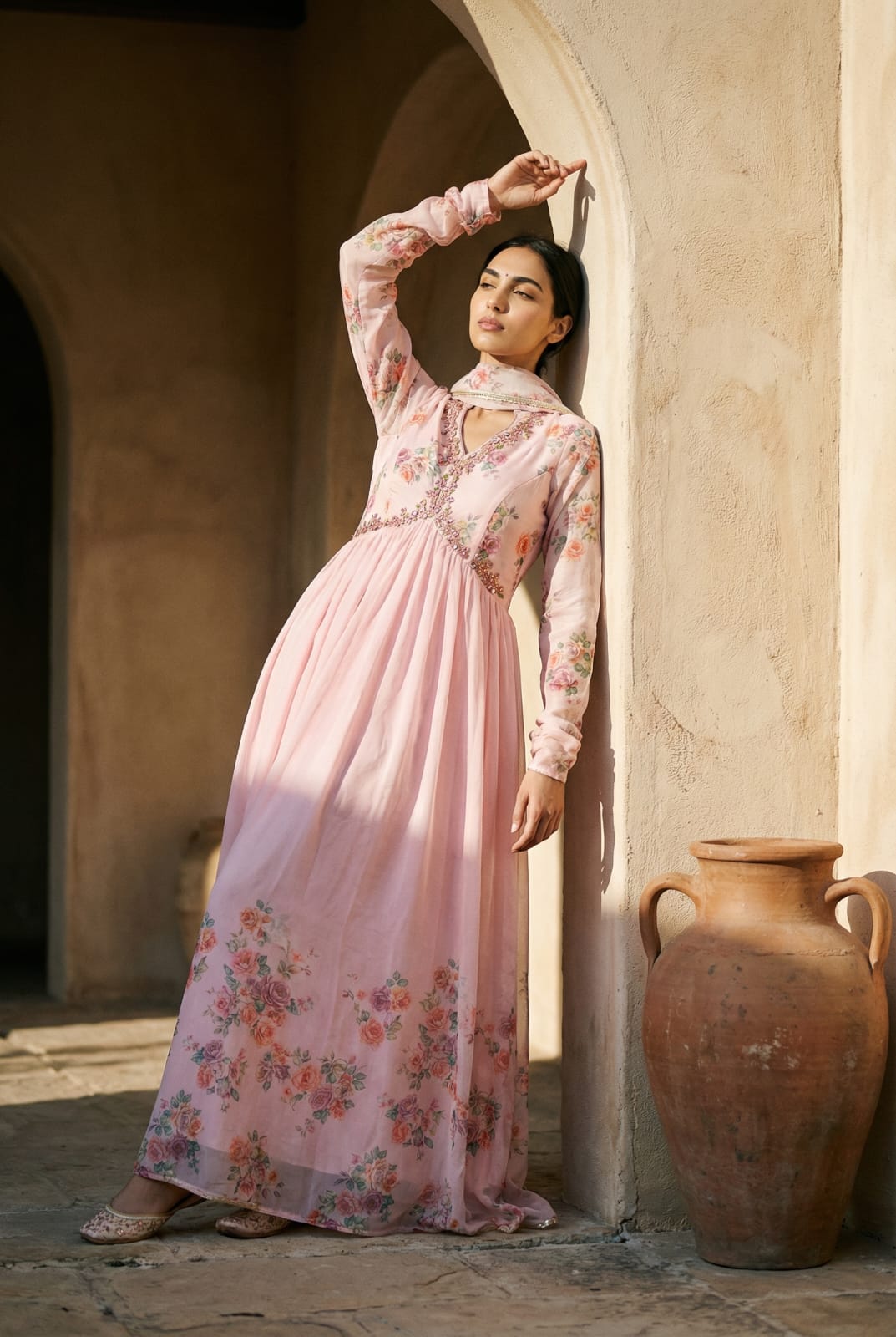 Elina Glow Tebby Silk Digital Print Gown Set