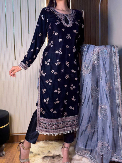 Veloura Velvet Festive Embroidered Set