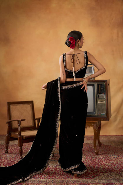 Veloura Royale Velvet Embroidered Saree