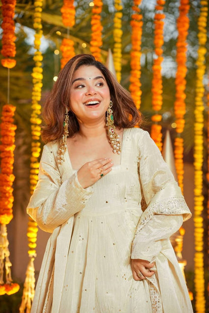 Elara Heavy Chinon Silk Gown Set