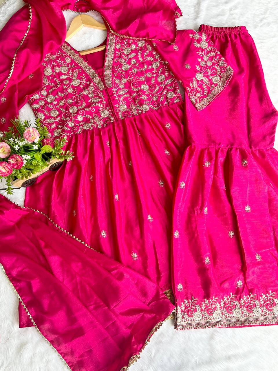 Elegant Pure Chinon Kurti Set