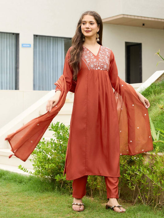 Women’s Rayon Embroidered Kurta Set