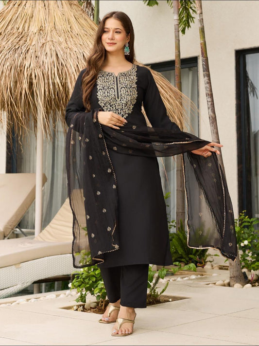 Black Gold – Viscose Embroidered Kurta Set