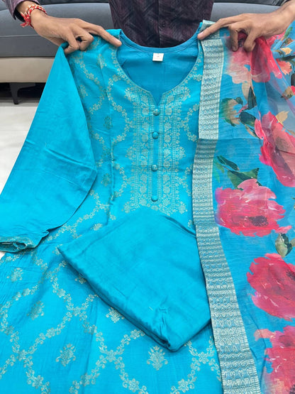 Banarasi Kurti Pant Set with Dupatta & Pearl Bracelet