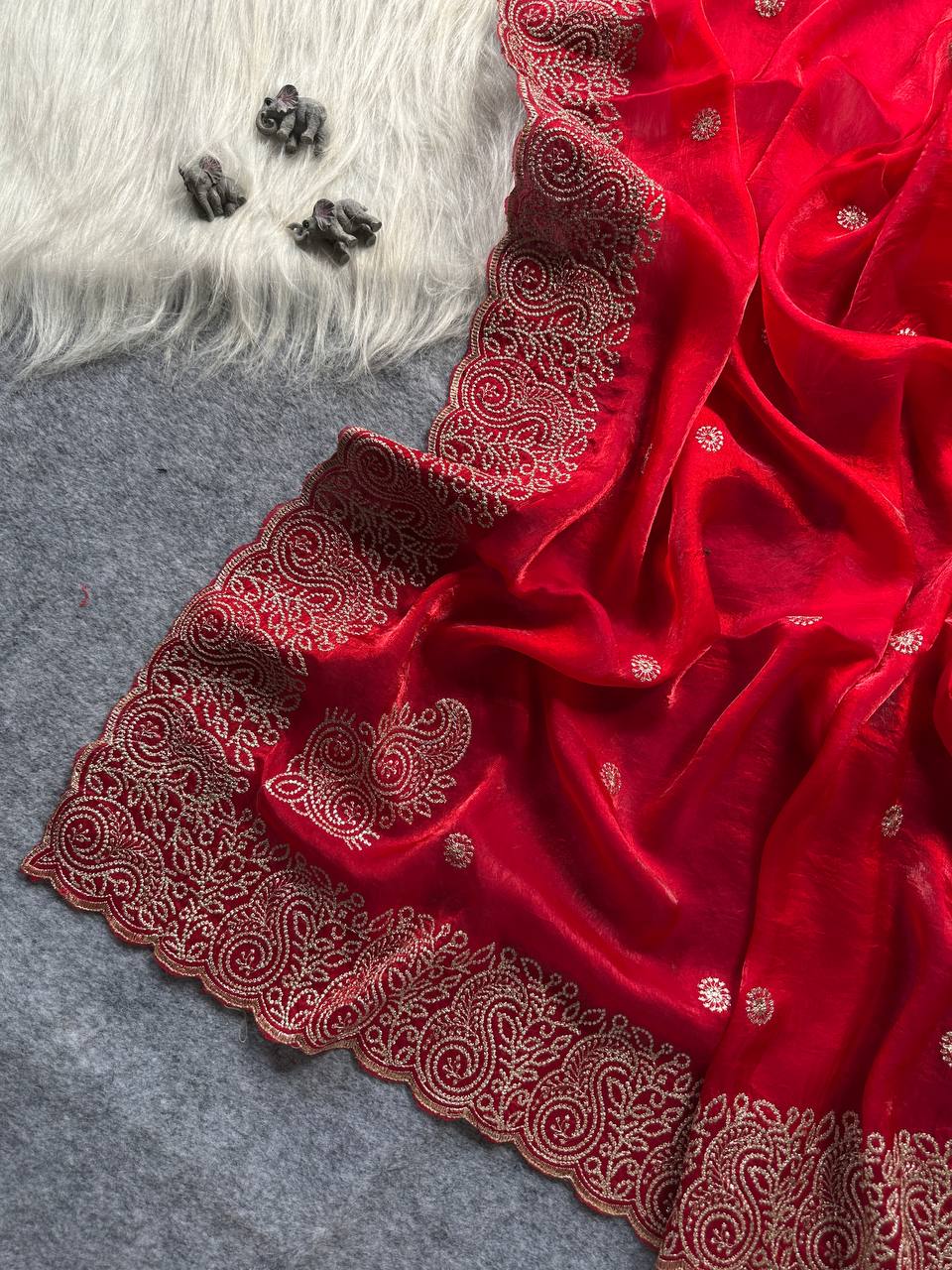 Fandy Silk Saree with Butti & Embroidered Border