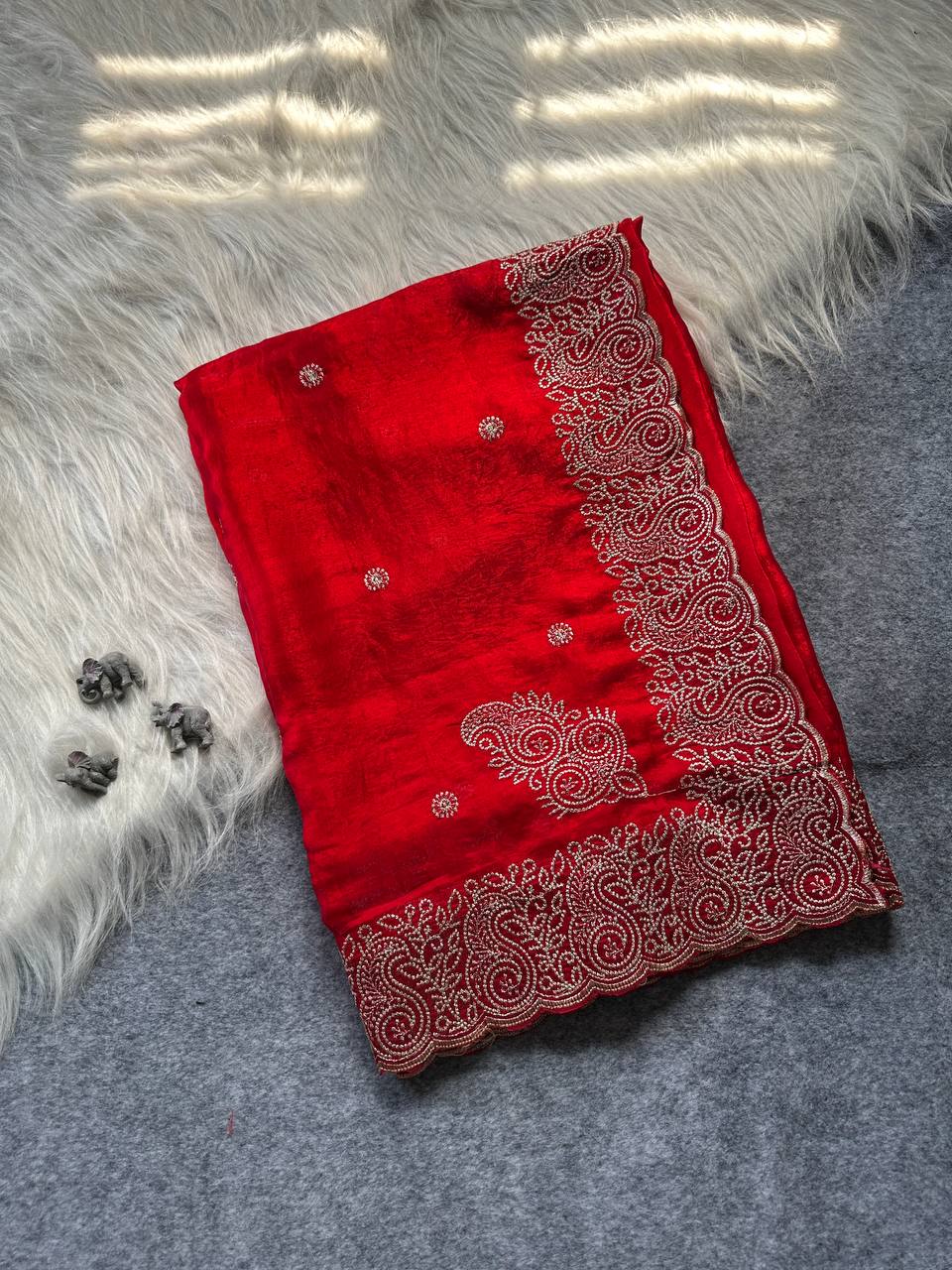 Fandy Silk Saree with Butti & Embroidered Border