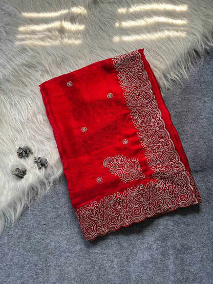 Fandy Silk Saree with Butti & Embroidered Border