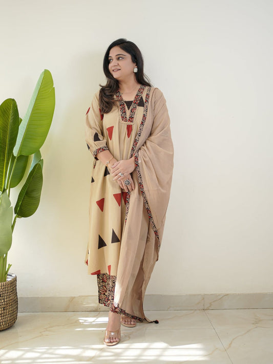 Jaipuri Cotton Kalamkari Suit Set with Ajrakh Dupatta & Bracelet