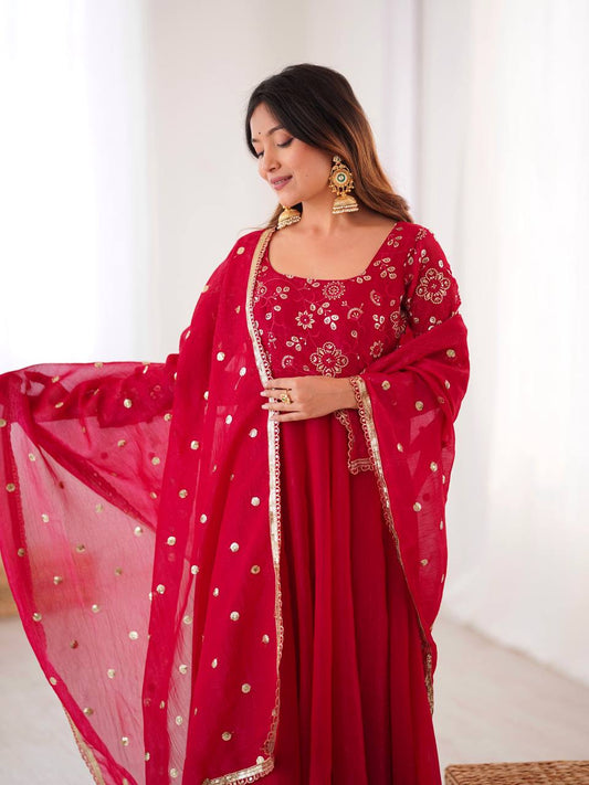 Crunchy Silk Flared Gown Set