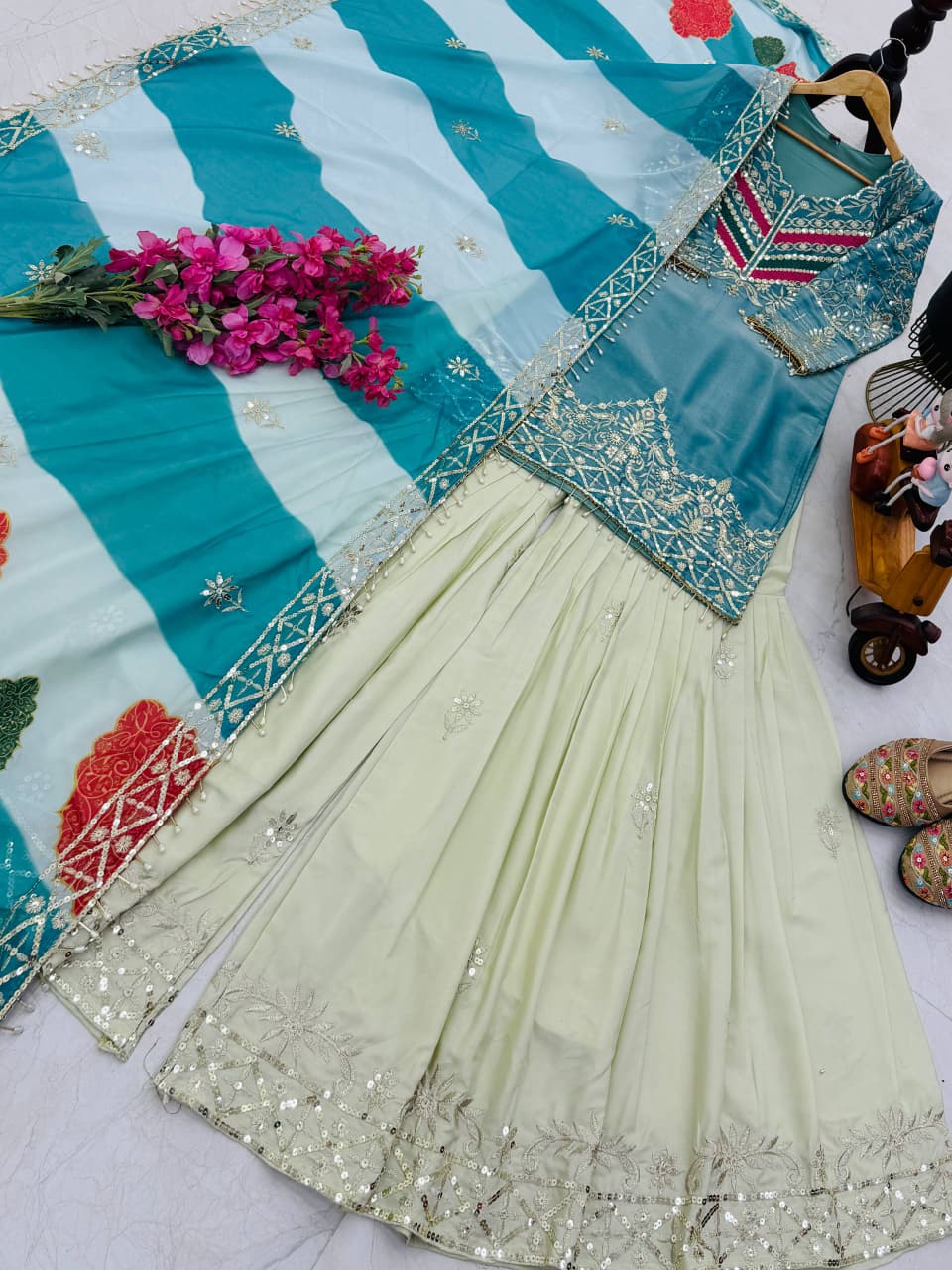 Fendy Embroidered Palazzo Set