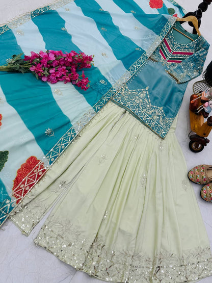 Fendy Embroidered Palazzo Set
