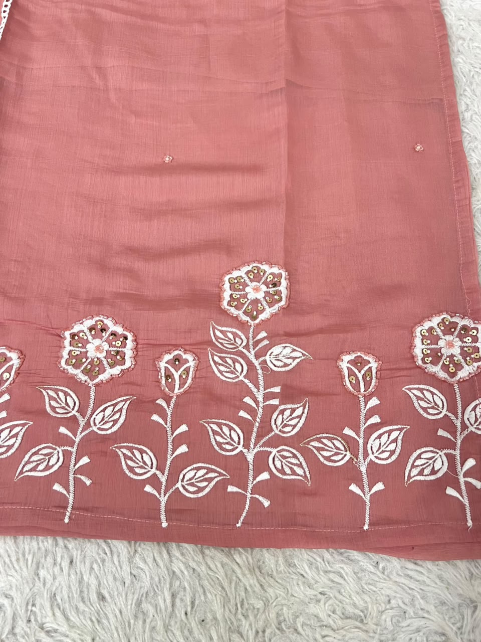 ROSE Embroidered Suit Set