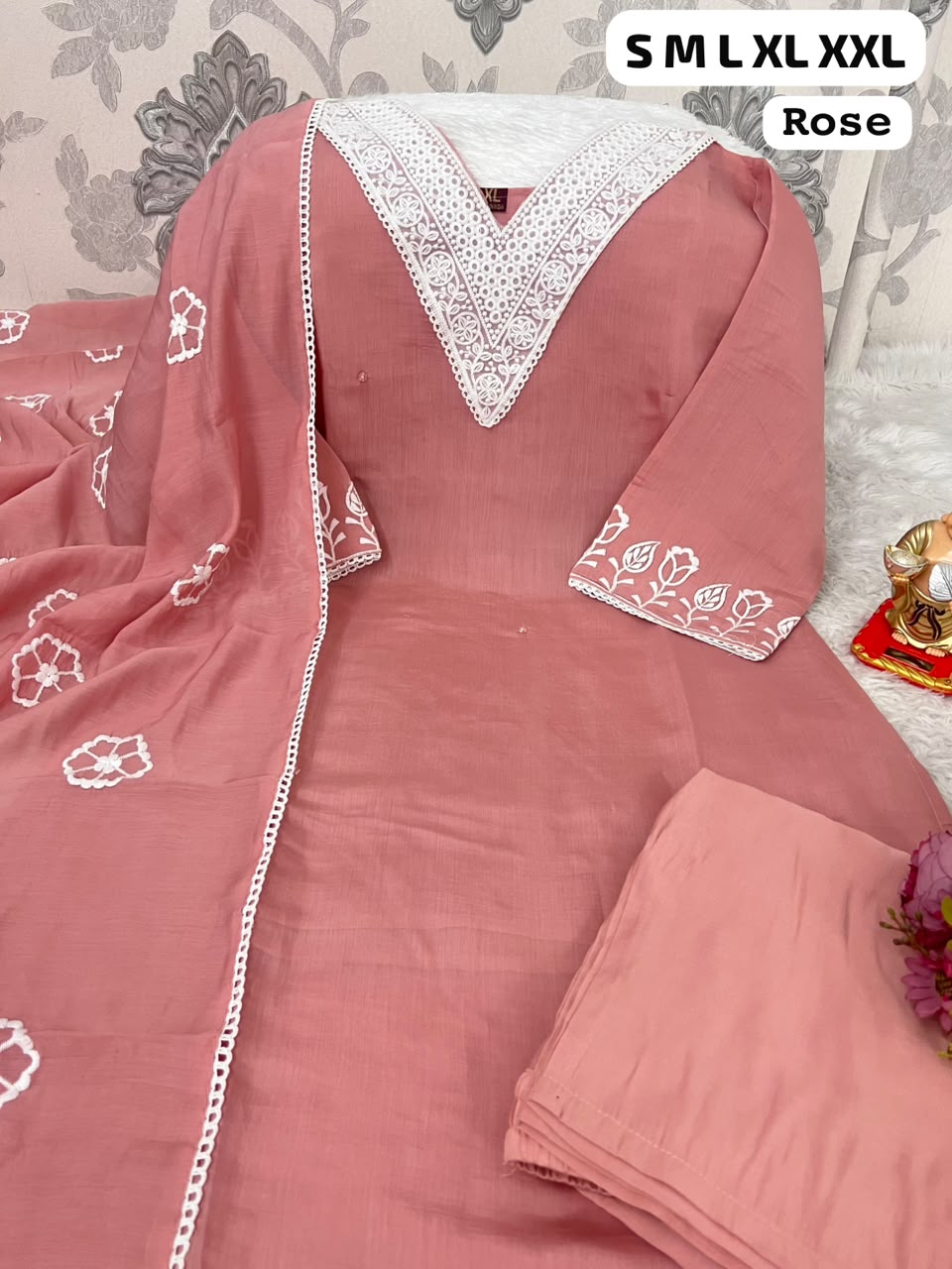 ROSE Embroidered Suit Set