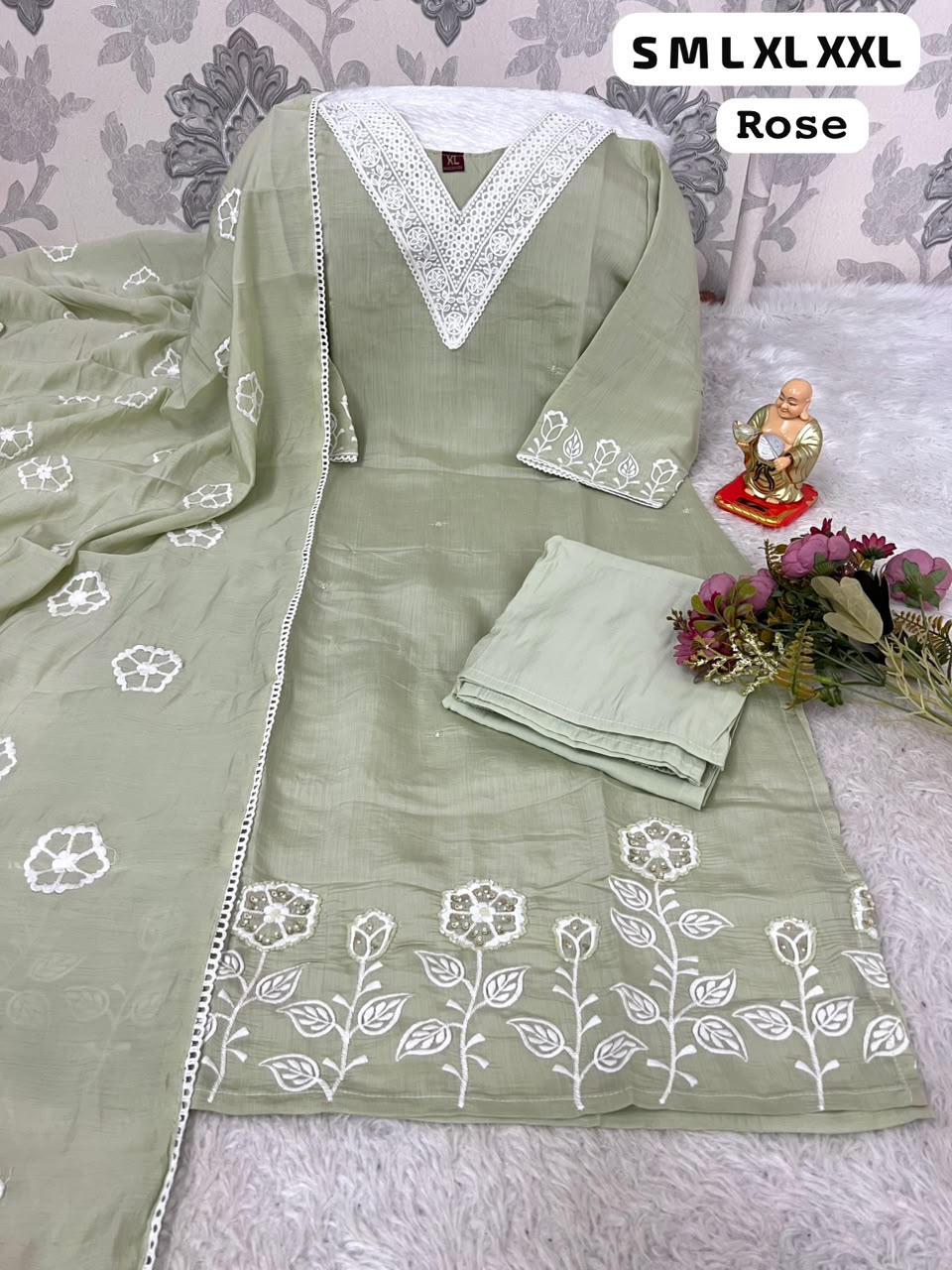 ROSE Embroidered Suit Set