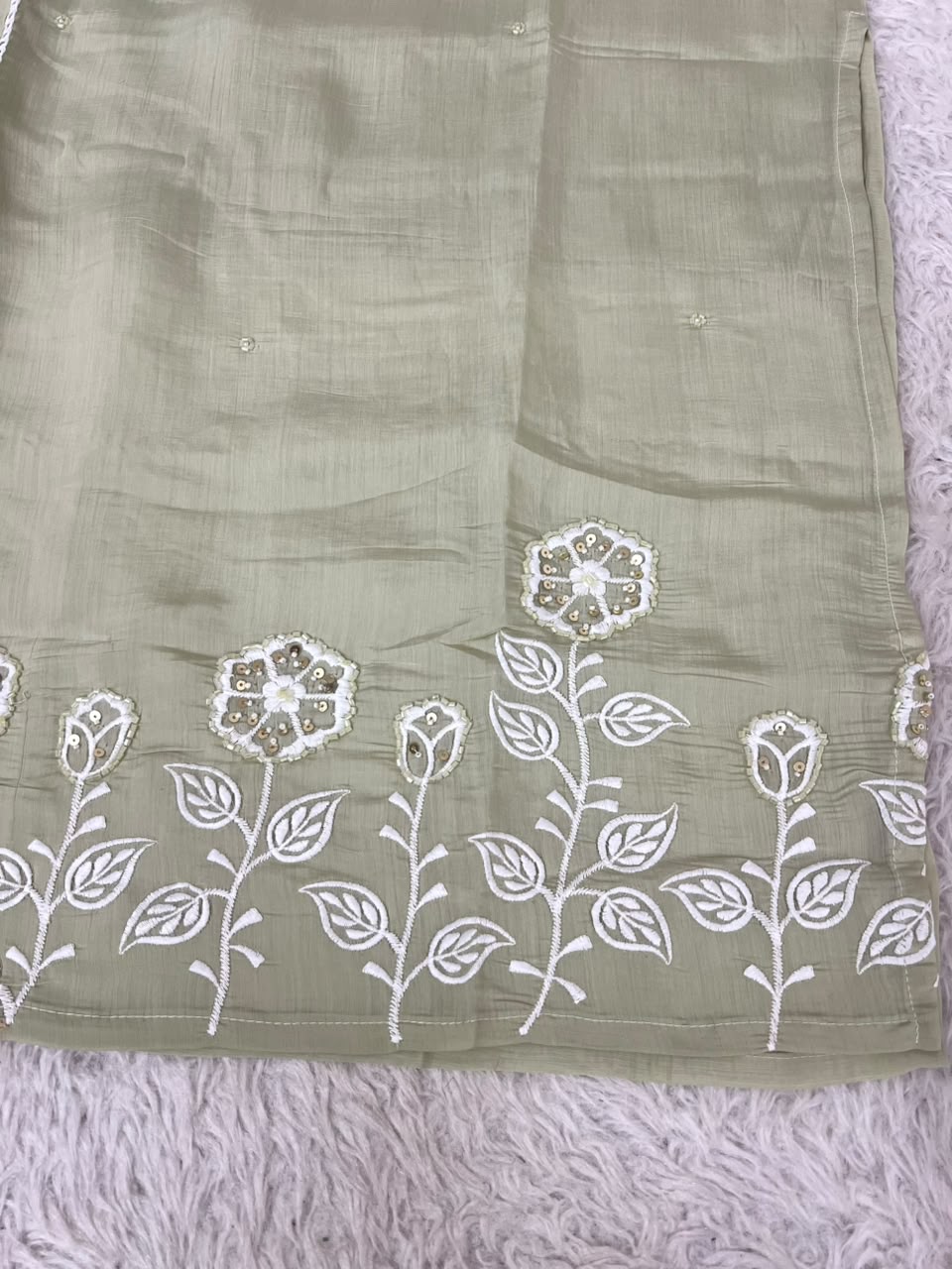 ROSE Embroidered Suit Set