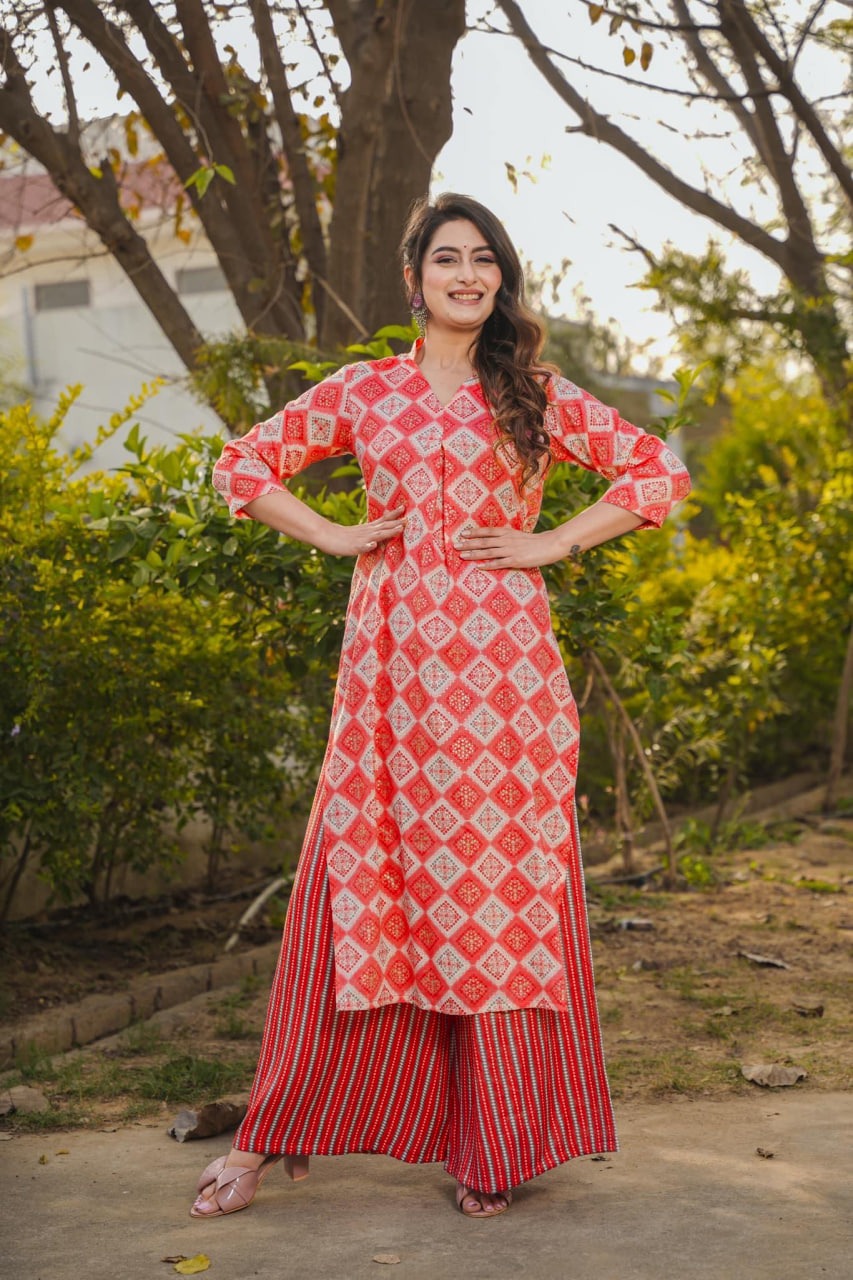 Heavy Rayon Digital Printed Kurti Pant Set with Attached Crepe Inner