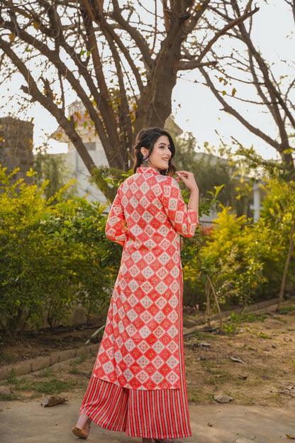 Heavy Rayon Digital Printed Kurti Pant Set with Attached Crepe Inner