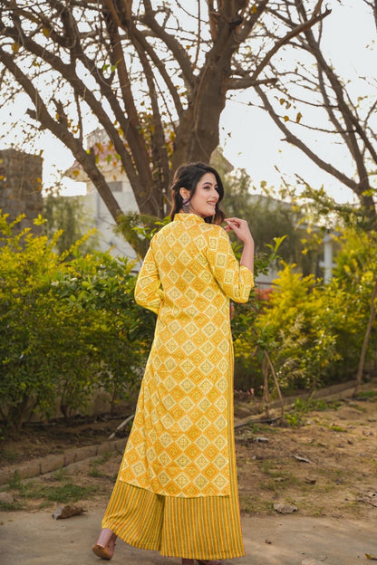 Heavy Rayon Digital Printed Kurti Pant Set with Attached Crepe Inner