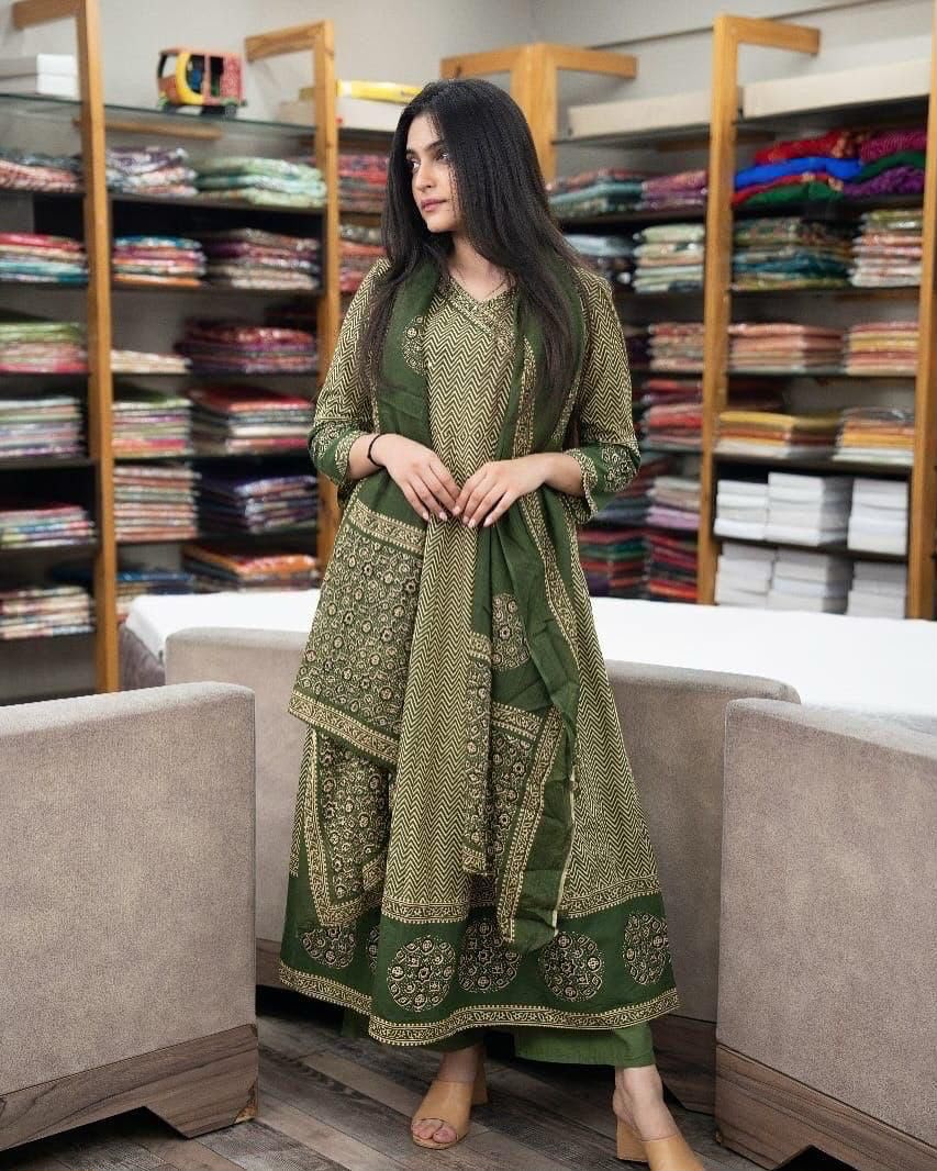 Premium Cotton Zig-Zag Angrakha Style Anarkali Set