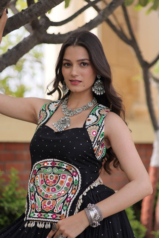 14KG Reyon Mukesh Work Lehenga Choli