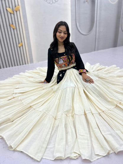 Pure Kora Cotton 9 Meter Big Flair Gamthi Lehenga Set