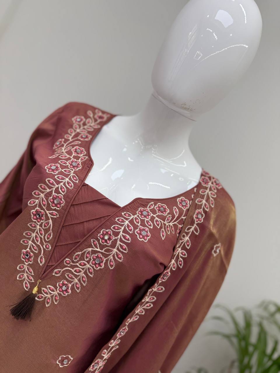 Leo Denting Mirror Work Suit Set