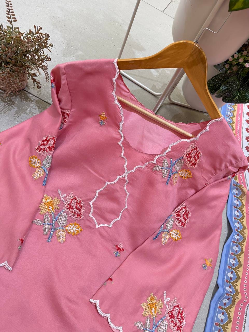Mul Chanderi Embroidered Set